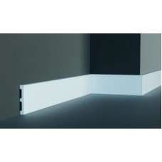 Напольный плинтус с гладким профилем Gaudi decor CR932